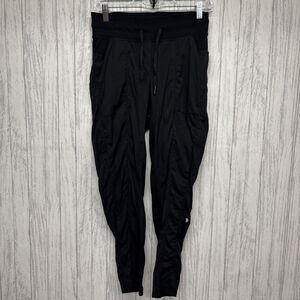 Womens Size 6 Lululemon Street To Studio Black Pants EUC